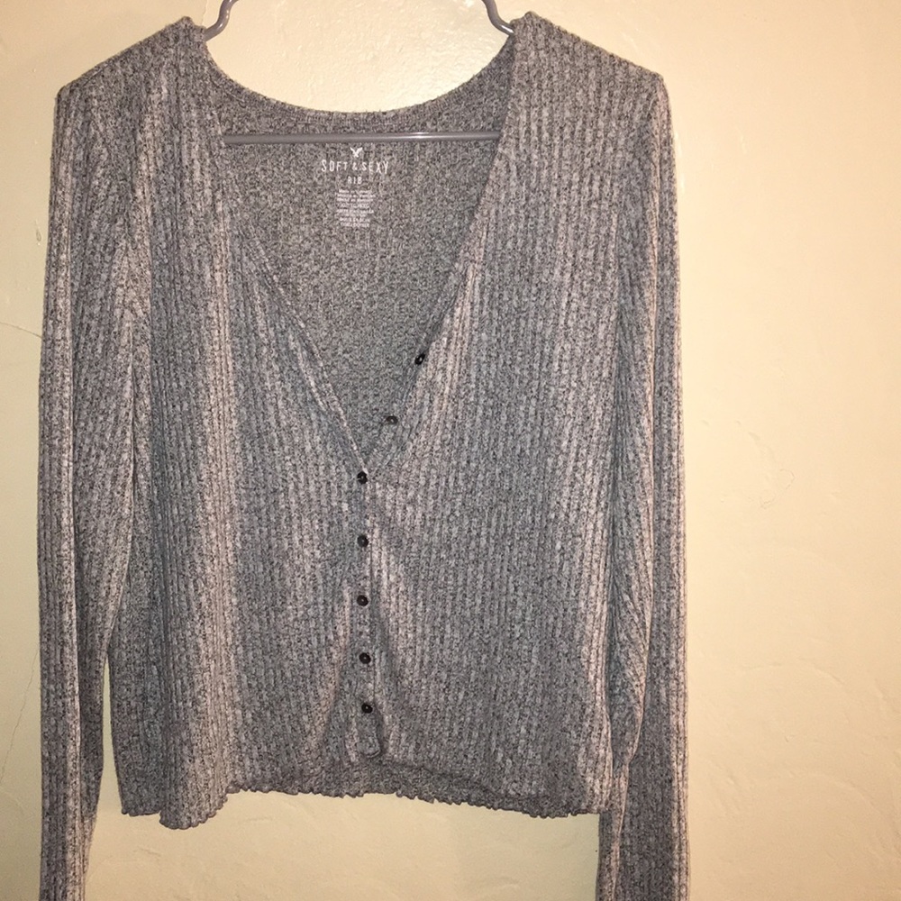 Gray long sleeve sweater